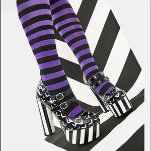 Winged Thing Platform Heels Size 8